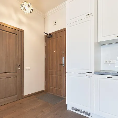 Stylish Well Equiped - Self Check-in Apartment