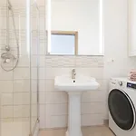 Stylish Well Equiped - Self Check-in *